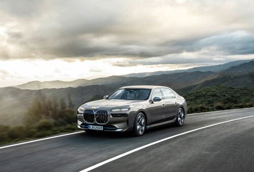 BMW그룹코리아가 다음 달 15일 개막하는 '2022 부산국제모터쇼'에서 순수전기 플래그십 세단인 'BMWi7'를 국내 최초로 공개한다고 27일 밝혔다. [연합뉴스]